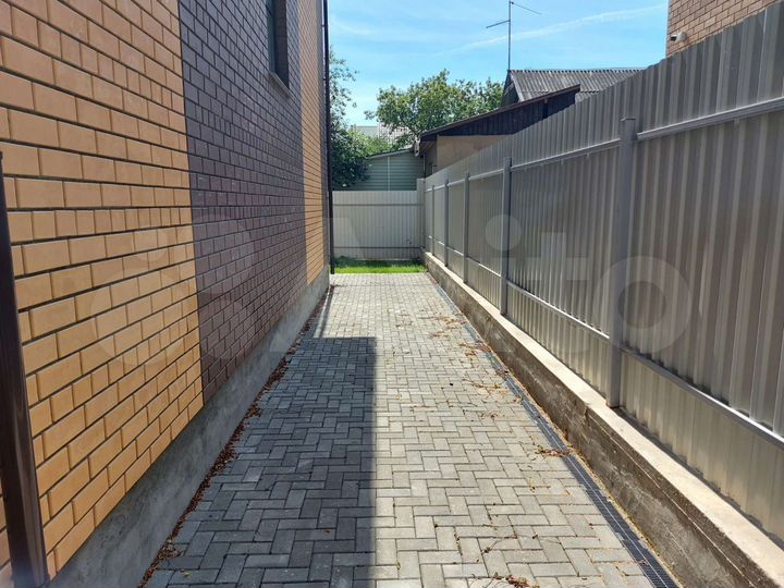 Коттедж 154 м² на участке 2,5 сот.