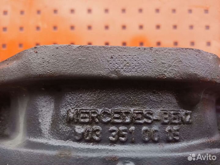 Корпус моста Mercedes Benz sprinter