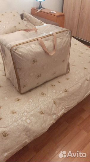 Одеяло 2 спальное. 2 подушки