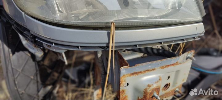 Реснички под фары Опель Зафира,Opel Zafira