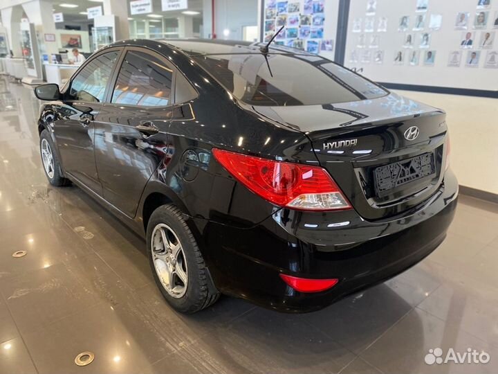 Hyundai Solaris 1.4 AT, 2011, 181 000 км