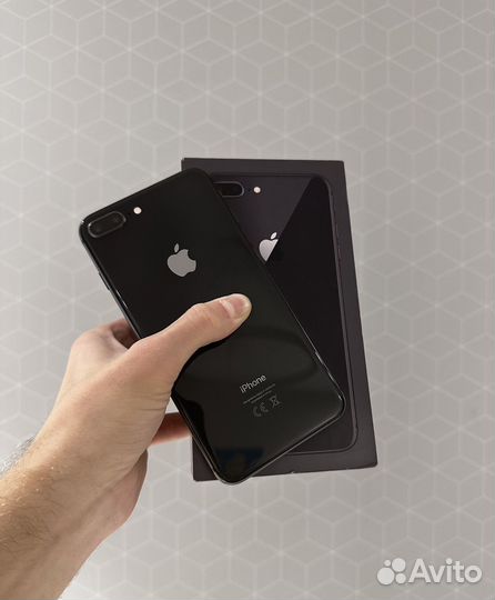 iPhone 8 Plus, 64 ГБ
