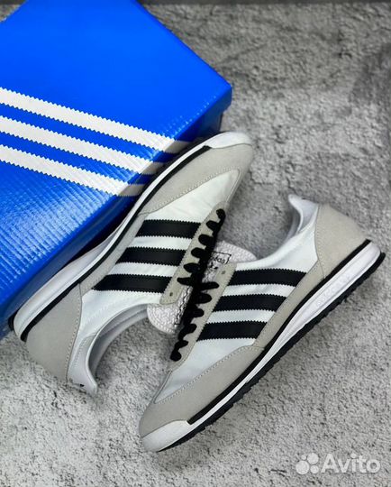 Кроссовки Adidas sl