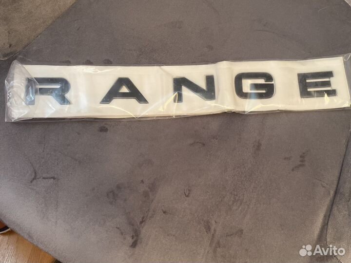 Буквы Range Rover на капот чёрный глянец