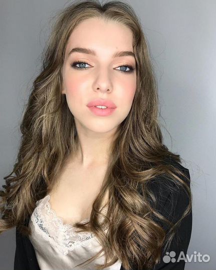 Прическа и макияж в студии