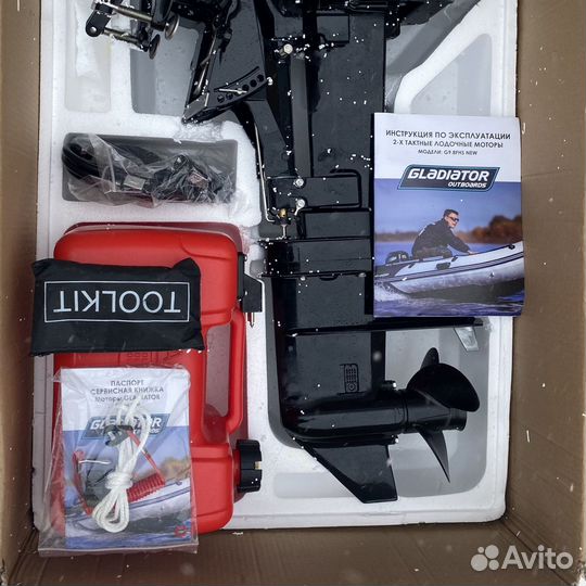 Новый мотор Gladiator 9.8 л.с. / Гладиатор