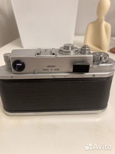 Плёночный фотоаппарат Зорький 4к