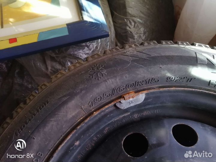 R15 Nexen Winguard Ice 195/60, PCD 4x100 DIA 54.1