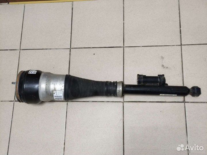 Пневмо Амортизатор задний R Mercedes W222