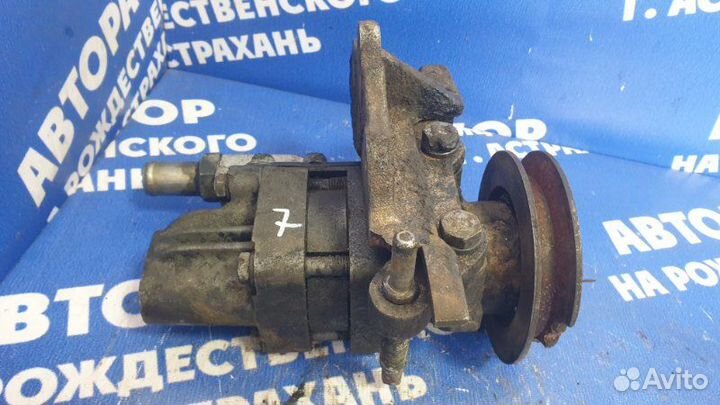 Гур. ЗИЛ 130 грузовой АВТОМОБИЛЬ 6.0L ZIL-130 V8