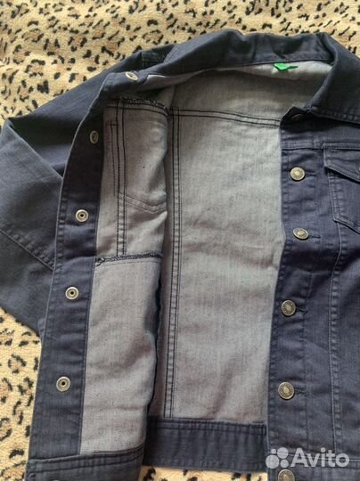 Джинсовая куртка