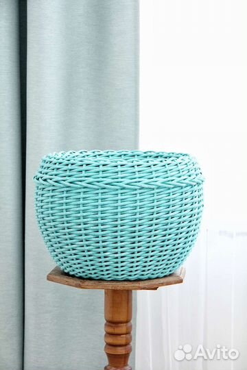 Кашпо из ротанга