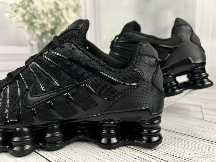 Кроссовки женские Nike Shox TL