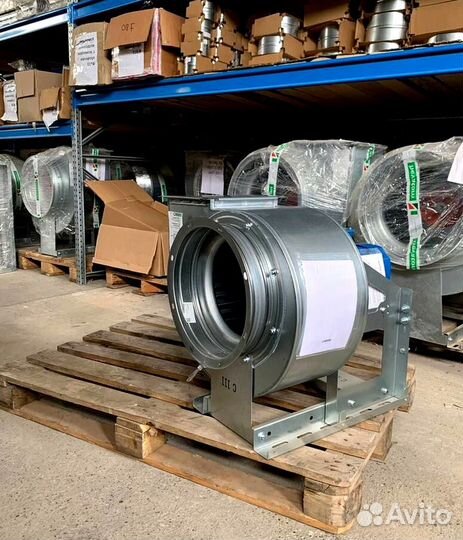 Вытяжной прямоугольный вентилятор