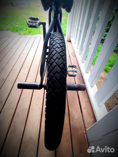 Трюковой велосипед BMX