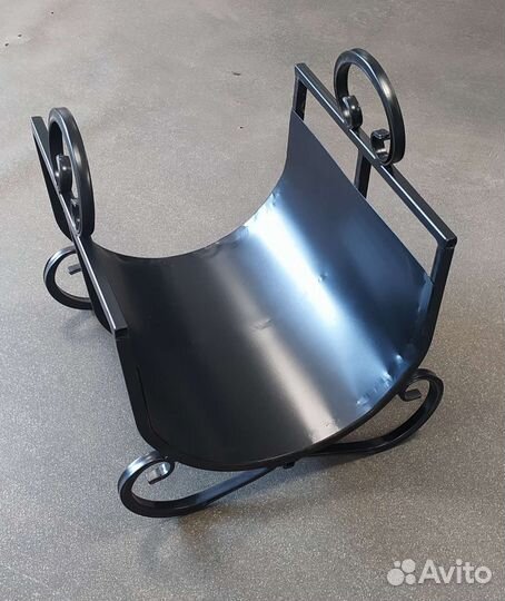 Дровница для бани