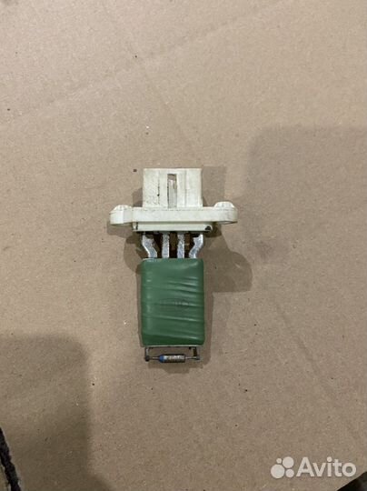 Резистор печки Ford Focus 2