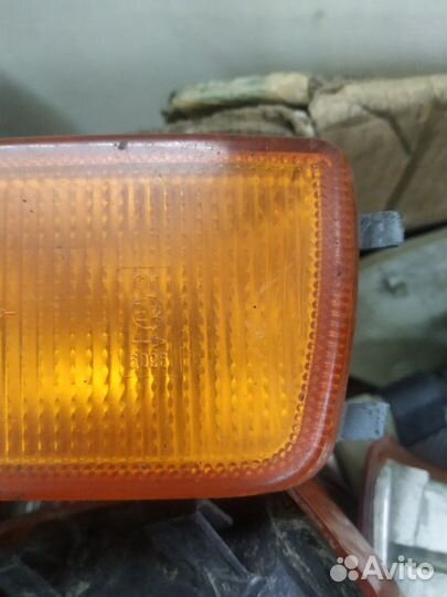 Гольф 3 Венто поворот левый 1H0 953 155 B оригинал