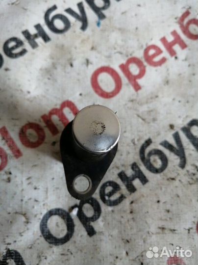 Датчик положения коленвала Toyota Camry