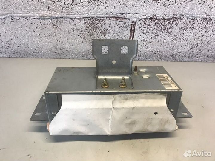 Подушка безопасности в торпедо Ford Mondeo 3