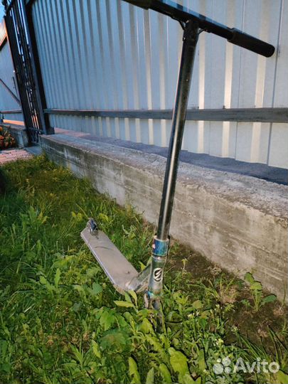 Трюковой самокат