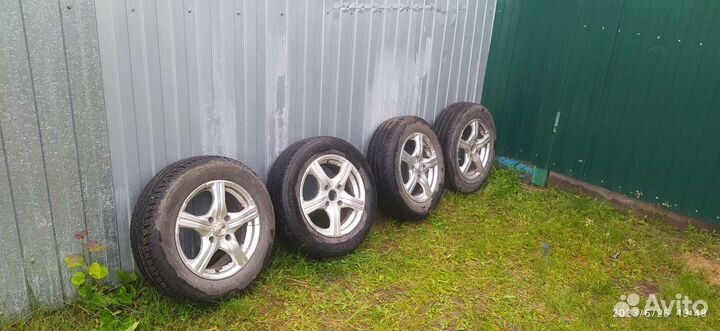 Литые диски r15 с летней резиной