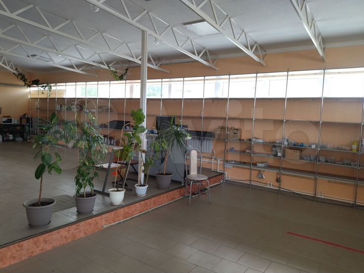 Свободного назначения, 300 м²