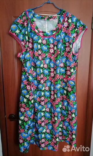 Халат велюровый р. 72-76. Платье р.78-80