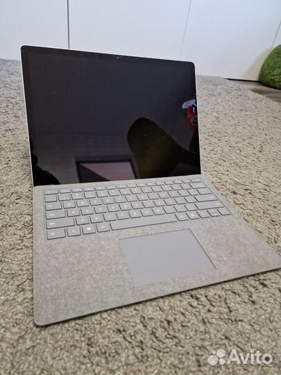 Microsoft surface Laptop 2 1769 i5-8350U 256GB SSD