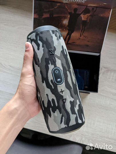 Jbl charge 4 оригинал/отличная