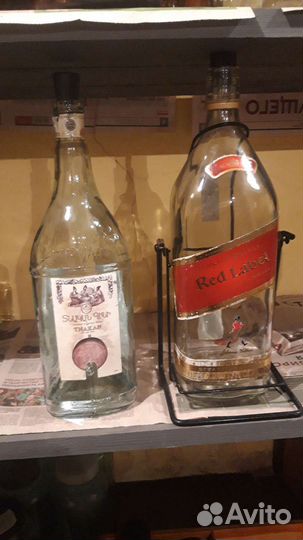 Коллекционные бутылки 4,5 Red Label