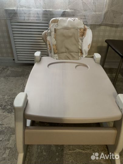 Стульчик для кормления babyton