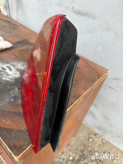 Задний левый Фонарь skyline v35