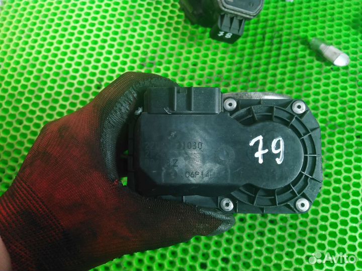 Дроссельная заслонка Toyota Camry