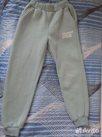 Спортивный костюм женский