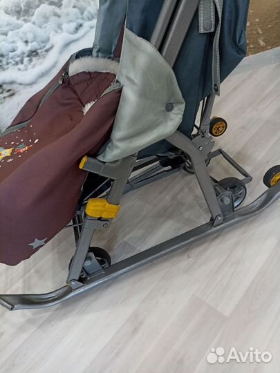 Детские санки коляска Ника 7.2 на колёсах Б/У