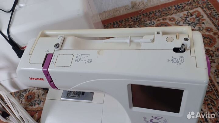 Швейная машина Janome Mamory Craft 350e бу