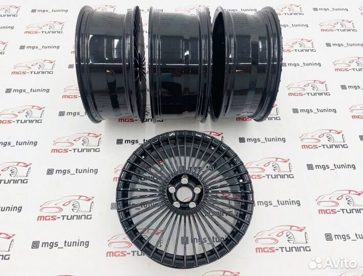 Кованые диски Mercedes R20 разноширокие черные