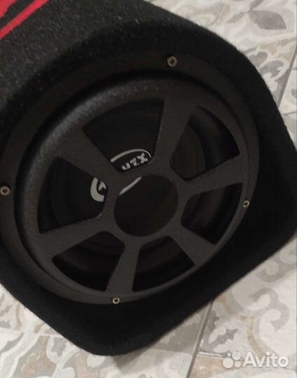 Активный сабвуфер 20см. 8дюймов