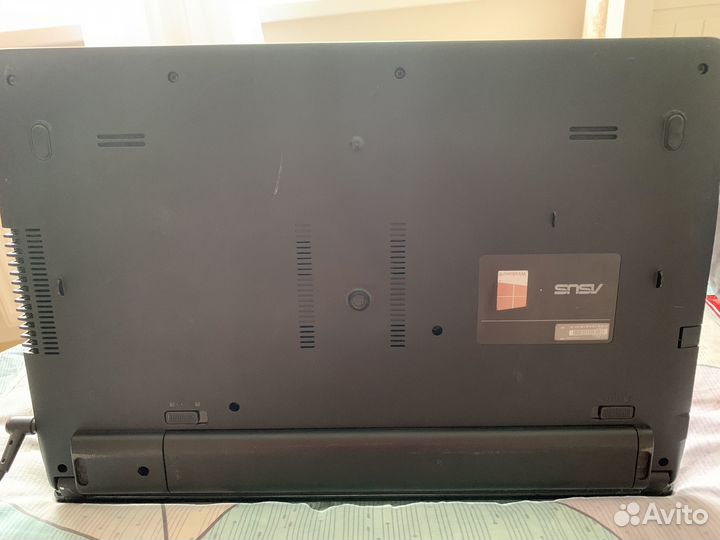 Ноутбук asus