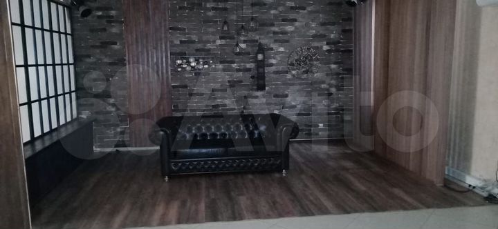 Свободного назначения, 271.9 м²