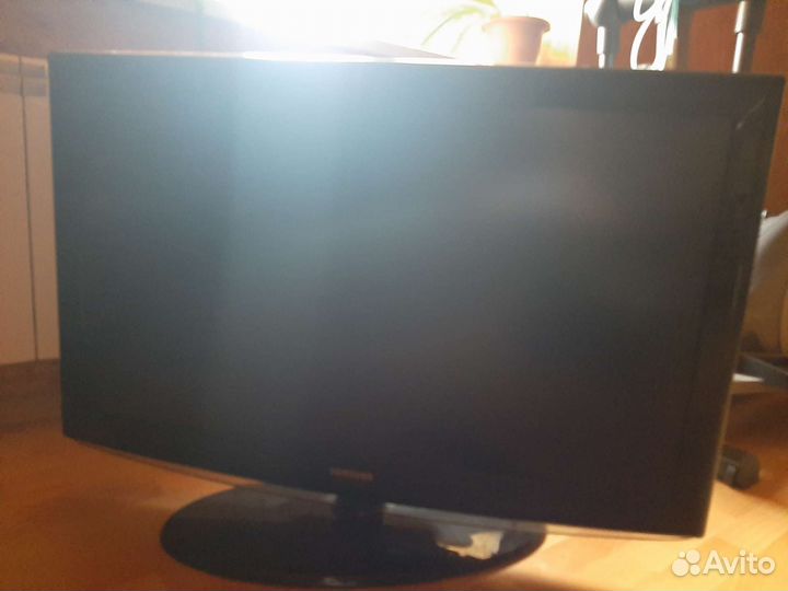 Телевизор ЖК бу
