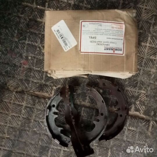 Тормозные колодки задние на Опель corsa в