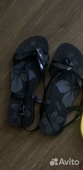 Сандалии женские 39 размер