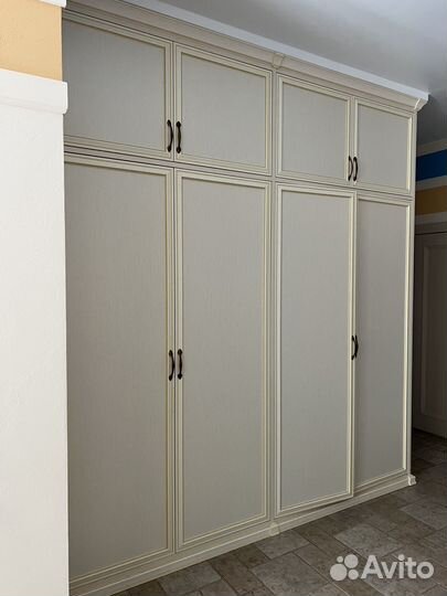 Шкаф плательный /верхняя одежда
