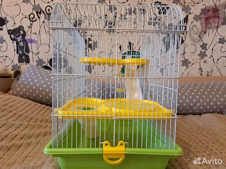 Клетка для грызунов бу большая с этажами и поилкой