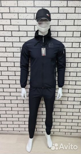 Спортивный костюм reebok