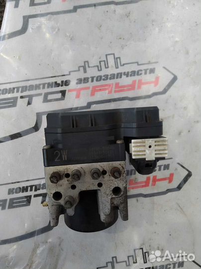 Блок ABS toyota lexus celsior LS430 UCF30 UCF31 44