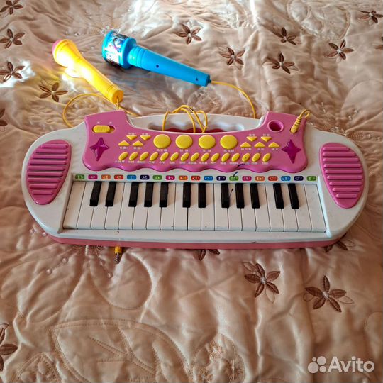 Развивающие игрушки