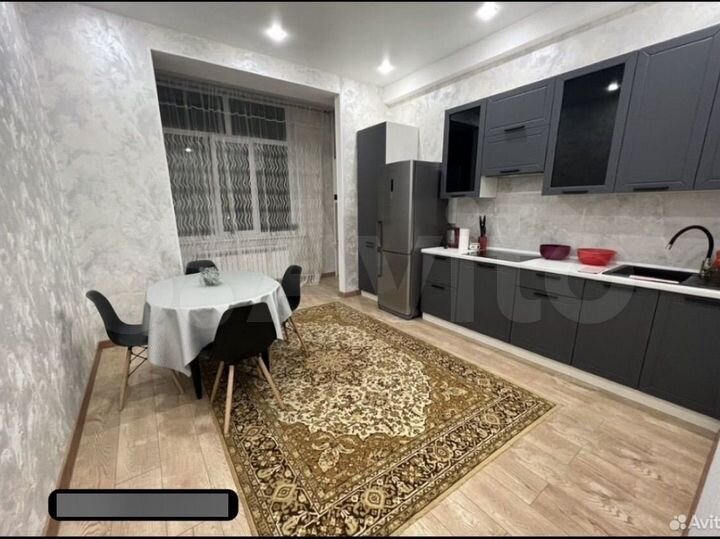 2-к. квартира, 86 м², 4/9 эт.